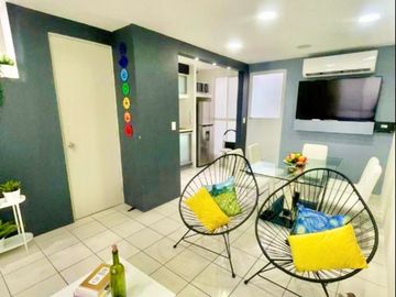 Venta Casa amueblada en Condominio con alberca.