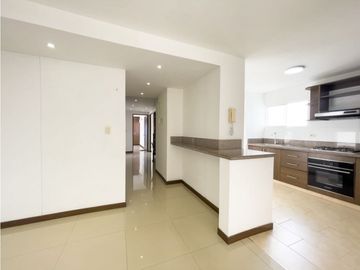 Venta apartamento de tres alcobas en Santa Lucia con vista panorámica