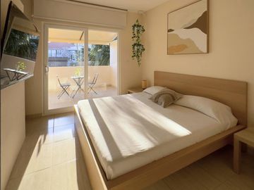 RINCON DEL CONCHAL, Casa en VENTA con recamara en planta baja, jardin, en conjunto y seguridad