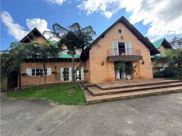 VENTA CASA CAMPESTRE ALTO DE LAS PALMAS
