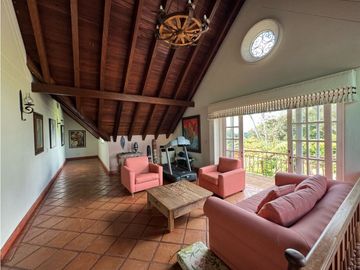 VENTA CASA CAMPESTRE ALTO DE LAS PALMAS