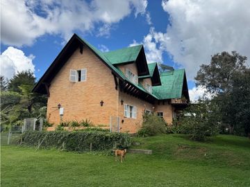 VENTA CASA CAMPESTRE ALTO DE LAS PALMAS
