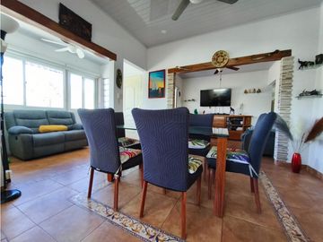 Venta de Casas con piscina en Aguadulce
