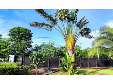 Venta de Casas con piscina en Aguadulce