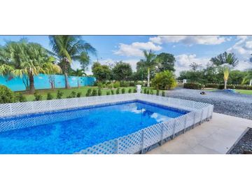 Venta de Casas con piscina en Aguadulce