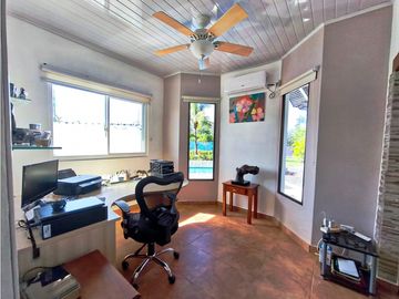 Venta de Casas con piscina en Aguadulce
