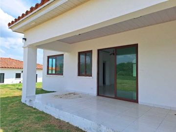 Venta de Terreno de 903 mts con Casa en San Carlos/ Hacienda Pacifica