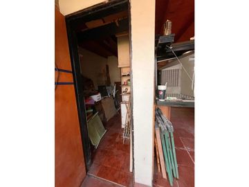 Casa 6 Ambientes, Castelar Sur APTA CREDITO