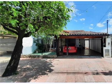 Casa 6 Ambientes, Castelar Sur APTA CREDITO