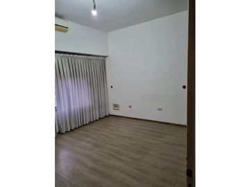 Casa  4 Ambientes Castelar Norte
