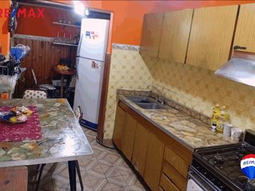 CASA PH 3 AMBIENTES CENTRO BERAZATEGUI CON COCHERA