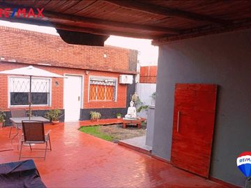 CASA PH 3 AMBIENTES CENTRO BERAZATEGUI CON COCHERA