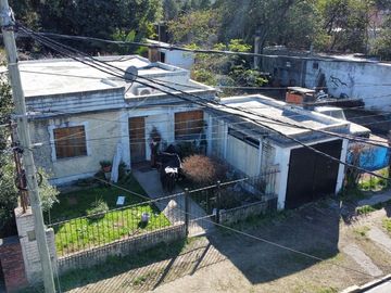 VENTA CASA 3 AMB CON TERRENO 400 MT2 EN GARIN