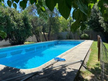 VENTA CASA QUINTA PILAR -EMPRENDIMIENTO COMERCIAL-
