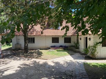 VENTA CASA QUINTA PILAR -EMPRENDIMIENTO COMERCIAL-