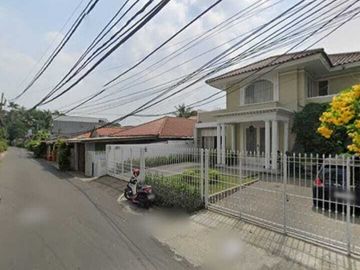 RUMAH DIJUAL SIAP HUNI DI PERMATA HIJAU JALAN SAPHIER JAKARTA SELATAN