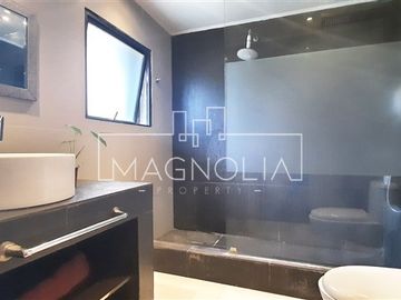 Casa en Venta en a pasos de colegio manquehue