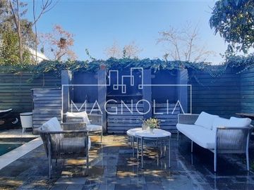 Casa en Venta en a pasos de colegio manquehue