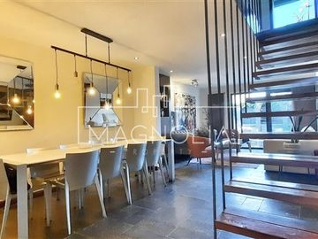 Casa en Venta en a pasos de colegio manquehue