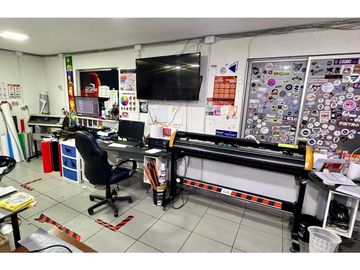 Venta casa comercial excelente oportunidad