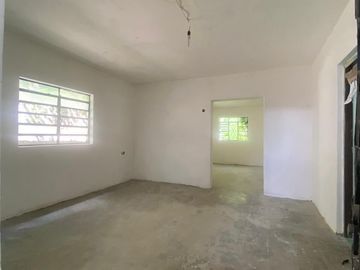 Downtown Mérida Home: Perfect for Tourism Biz | 3 Beds + 4-Car Garage MID-148