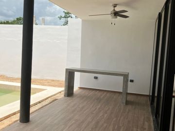 Modern Residence with Strategic Location in Northern Mérida MID-017
