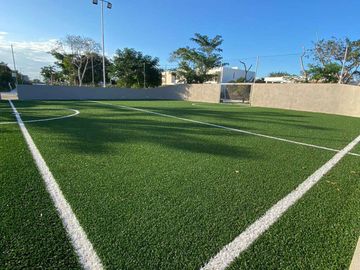 Modern Residence with Strategic Location in Northern Mérida MID-017