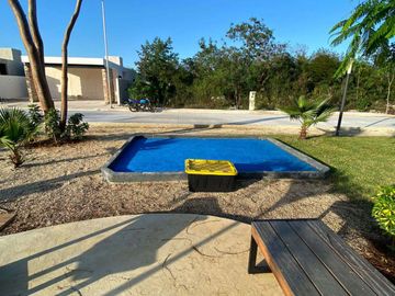Modern Residence with Strategic Location in Northern Mérida MID-017
