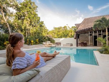 🌴 Invest in your dream of owning a Jungle Boutique Hotel just 500 meters from Xcacel-Xcacelito Beach! 🌊 TU-042