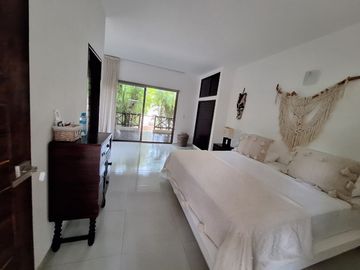 🌴 Invest in your dream of owning a Jungle Boutique Hotel just 500 meters from Xcacel-Xcacelito Beach! 🌊 TU-042