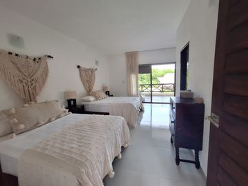 🌴 Invest in your dream of owning a Jungle Boutique Hotel just 500 meters from Xcacel-Xcacelito Beach! 🌊 TU-042