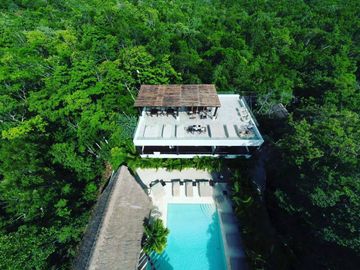 🌴 Invest in your dream of owning a Jungle Boutique Hotel just 500 meters from Xcacel-Xcacelito Beach! 🌊 TU-042