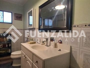 Local Comercial en Venta en Alcalde Fernando Castillo Velásco / Los Maitenes