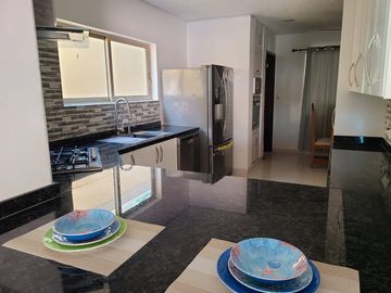 Luxurious 4-Bedroom Residence in Mérida: North Paradise RHM-001