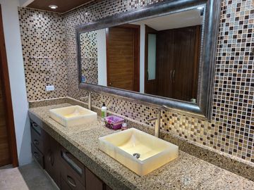 Luxurious 4-Bedroom Residence in Mérida: North Paradise RHM-001