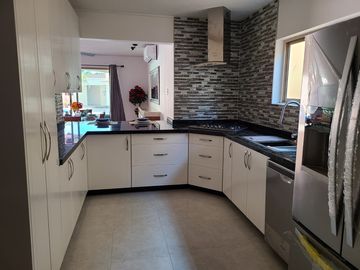 Luxurious 4-Bedroom Residence in Mérida: North Paradise RHM-001
