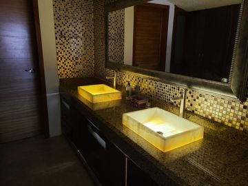 Luxurious 4-Bedroom Residence in Mérida: North Paradise RHM-001