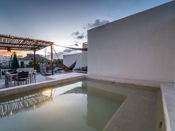 Apartment for sale in development with two natural cenotes TU-086
