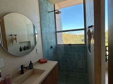 Fully Furnished Turn Key: Luxury and comfort Loft RS-012