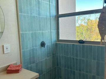Fully Furnished Turn Key: Luxury and comfort Loft RS-012