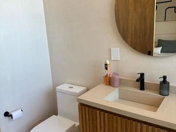 Fully Furnished Turn Key: Luxury and comfort Loft RS-012