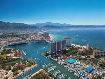 Luxury Living: Ocean front Apartments for Sale in Puerto Vallarta &#8211; PV-003