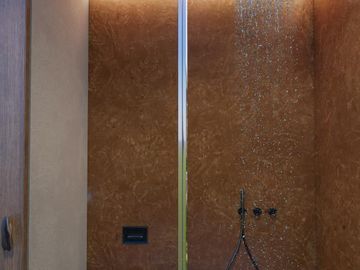 BOUTIQUE APARTMENT IN PARADISE -TU-206