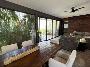 Famous Photographer Pepe Soho sells his Place in Tulum RS-021