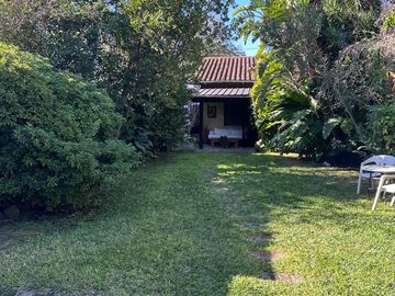 Casa con lote propio 3 dermitorios y garage