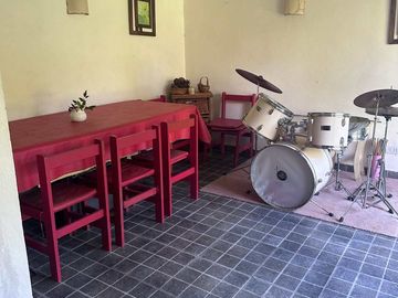 Casa con lote propio 3 dermitorios y garage