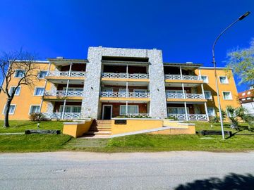 Venta Departamento 3 Amb. Pinamar 1 cuadra del mar