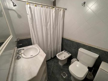 Venta Departamento 3 Amb. Pinamar 1 cuadra del mar