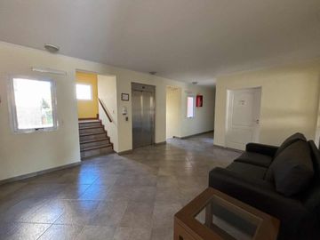 Venta Departamento 3 Amb. Pinamar 1 cuadra del mar