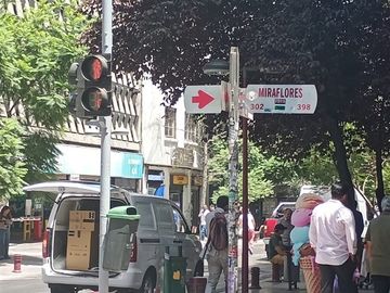 Estacionamiento en Venta en Huérfanos con Miraflores